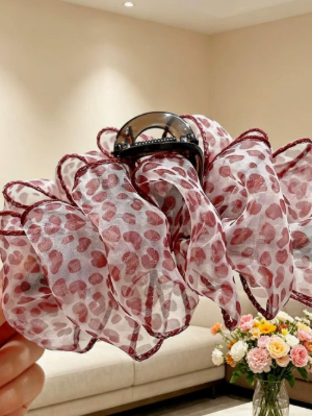 Women's hair clip
